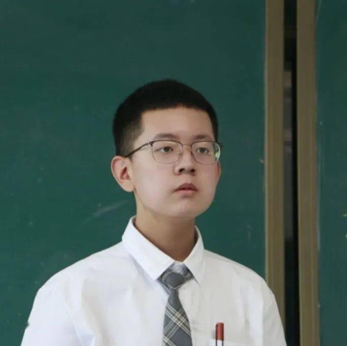 点赞我校学生赵恩泽文章在国家级期刊今晚报刊登