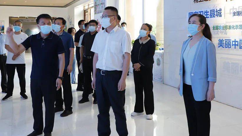 县委副书记,县长甄秦峰等陪同考察长子县县委书记郭强上党区区委书记