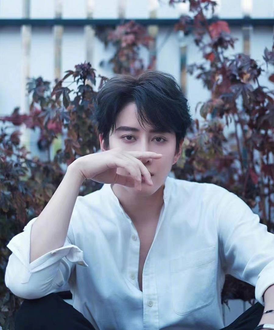 泰星mike录制披荆斩棘2爱豆出身唱跳俱佳路透图身材比例惊艳众人