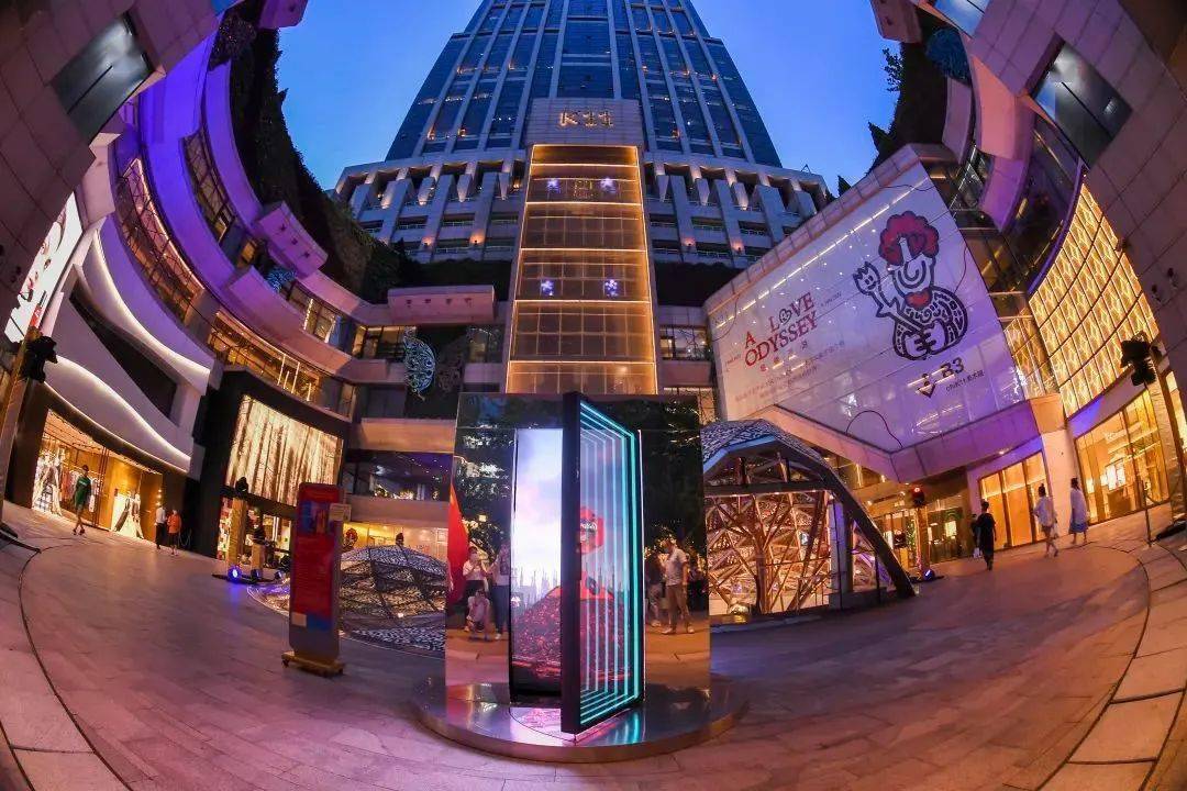 2022年6月23日 - 2022年11月30日地点:上海k11商场1f户外广场(玻璃