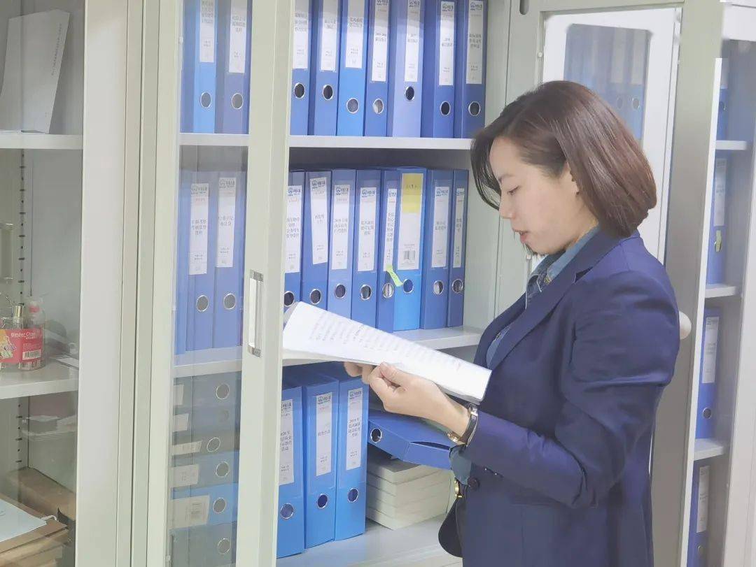 榜样力量唐茜纪检战线上的铁娘子