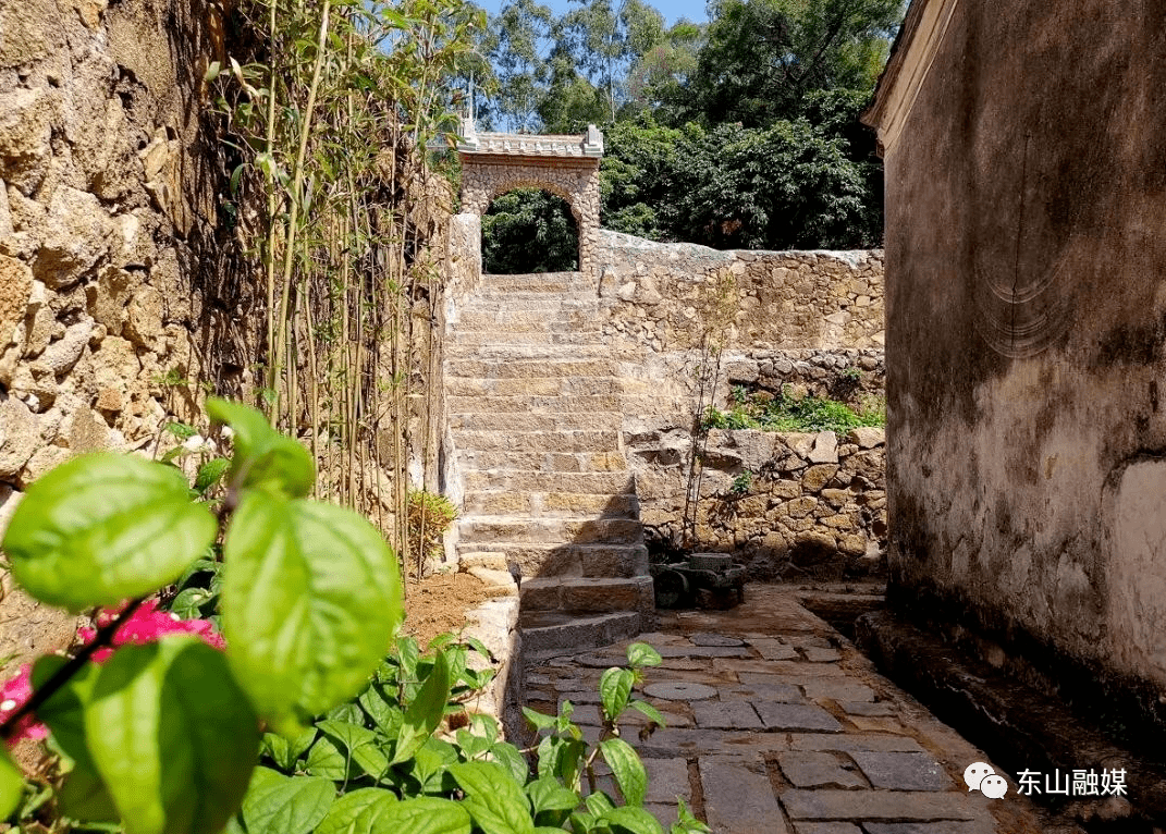 美丽东山文明城康美镇打造五个百景创城再添亮色