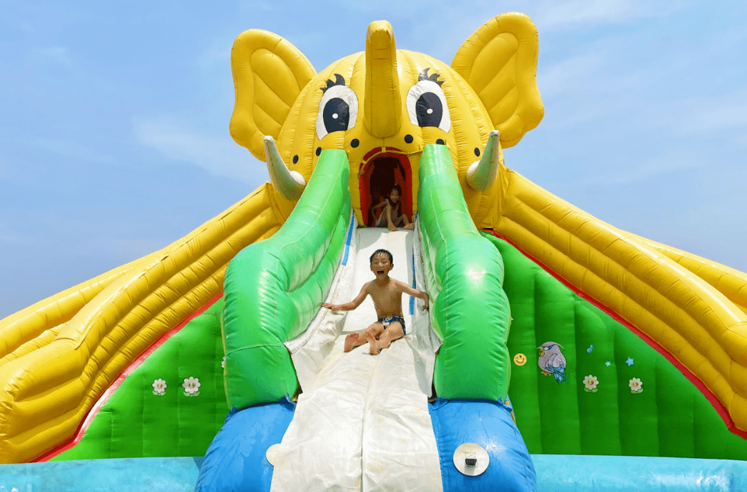 67活动内容:猩猩水上乐园,高空冲浪,波浪游泳,大象水滑梯等多个水上