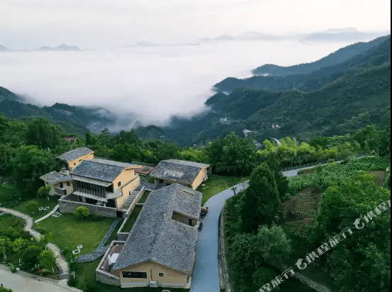 温馨的房间在花婆婆里再次成为网红打卡地青中村郭家梁民宿群落紫阳县
