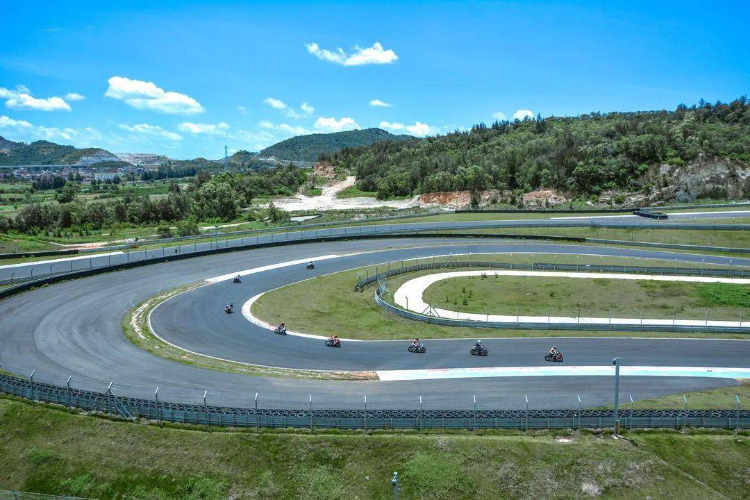 厦门国际赛车场首届 xic-gpr 赛道培训班_摩托车_活动_教练