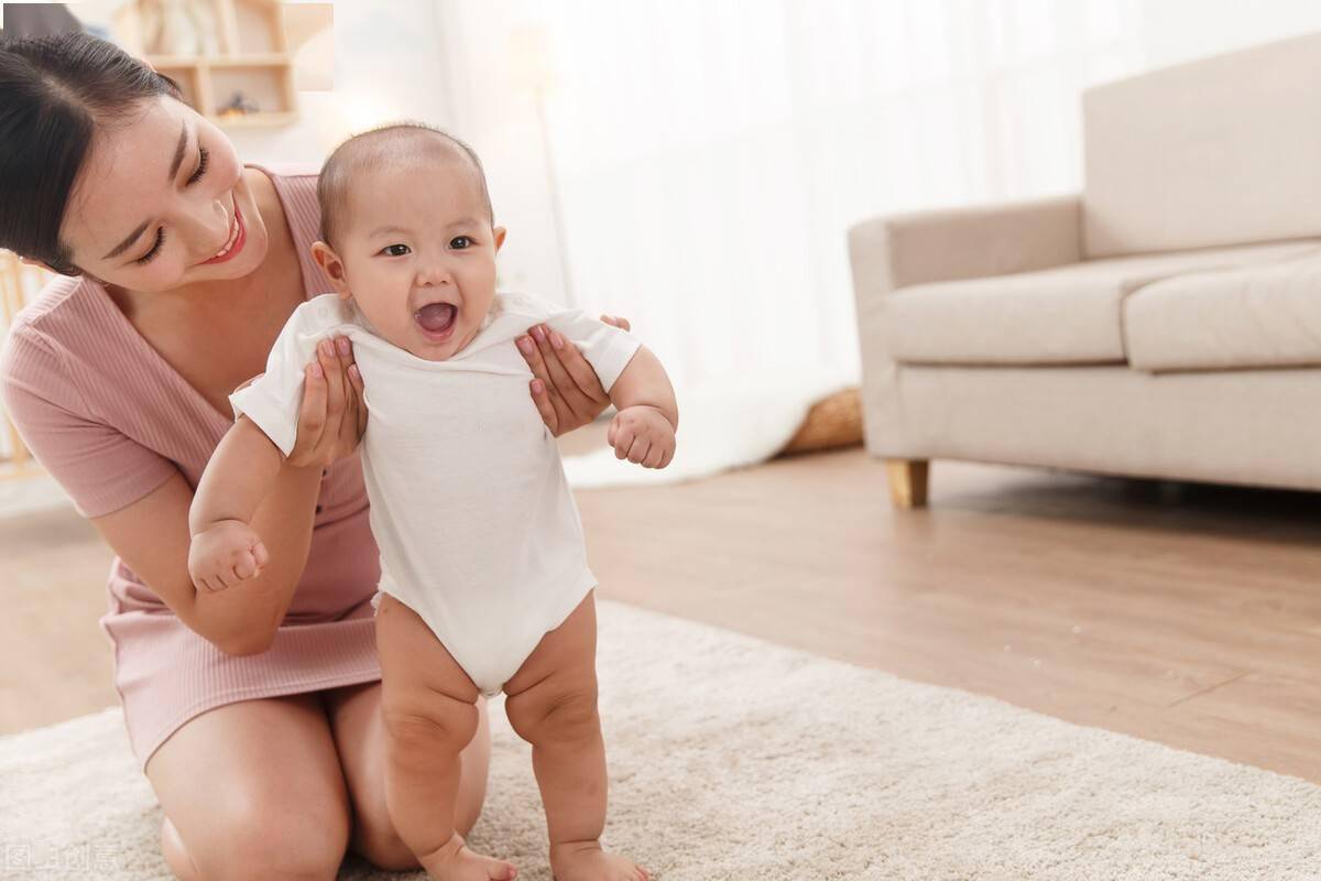 【宝宝学站立】宝宝什么时候学站立_帮助宝宝站立的运动