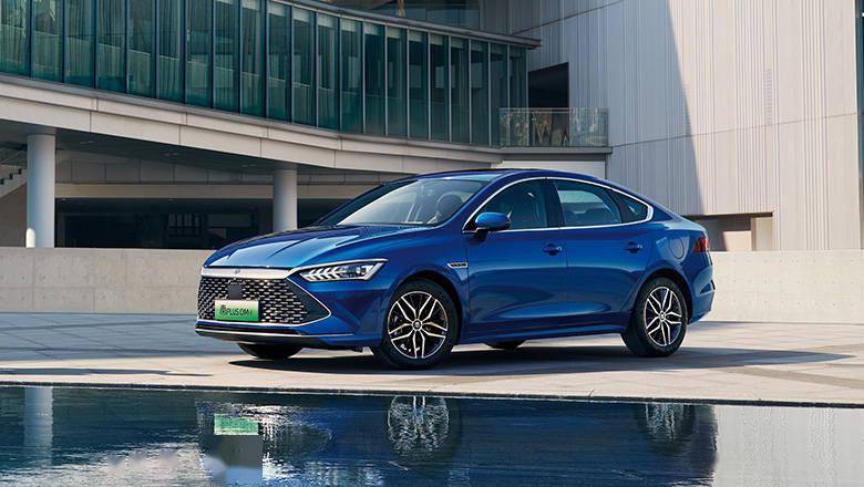 特斯拉model y二手怎么样 b12156535ae8471c83285619843f2bc6.jpeg