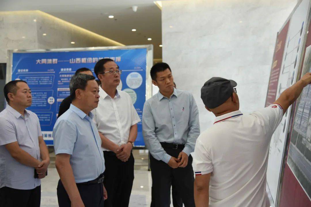 7月7日,河北省蔚县县委书记刘瑞格率党政代表团在我县考察交流大数据