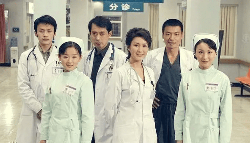 走过偶像化的弯路,医疗剧终于拍成真职场剧_口碑_男医生_题材
