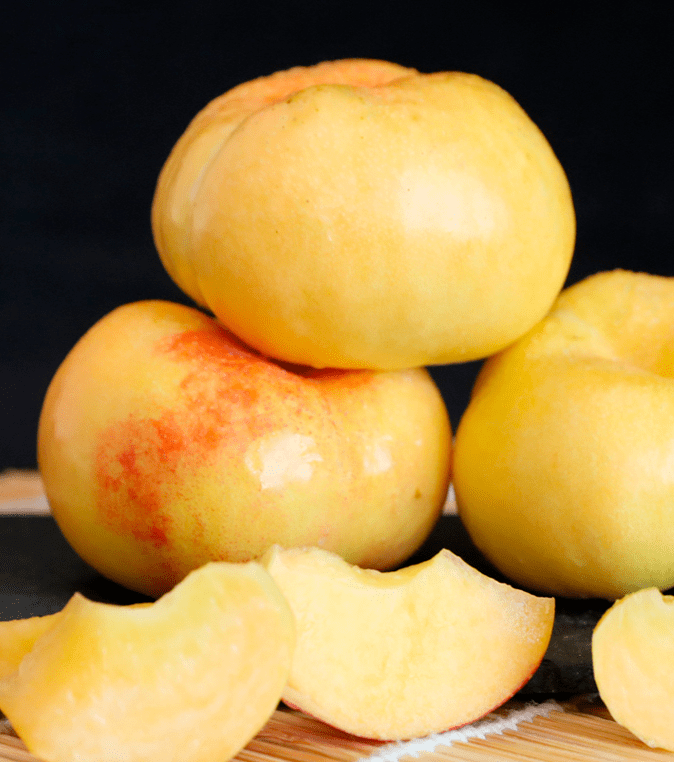 黄金蟠桃299元起不止甜软糯多汁桃香四溢黄金水果c位送亲朋自食用闭眼