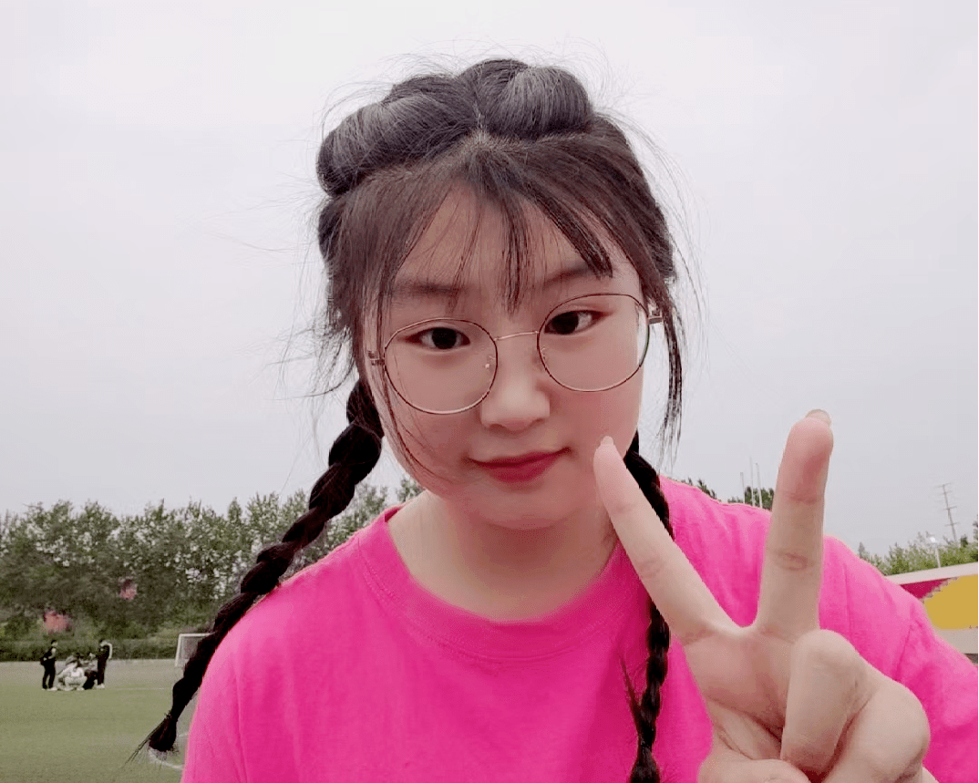 张连娜人文与传播学院李天成数学与计算机应用技术学院刘梦璇生命科学