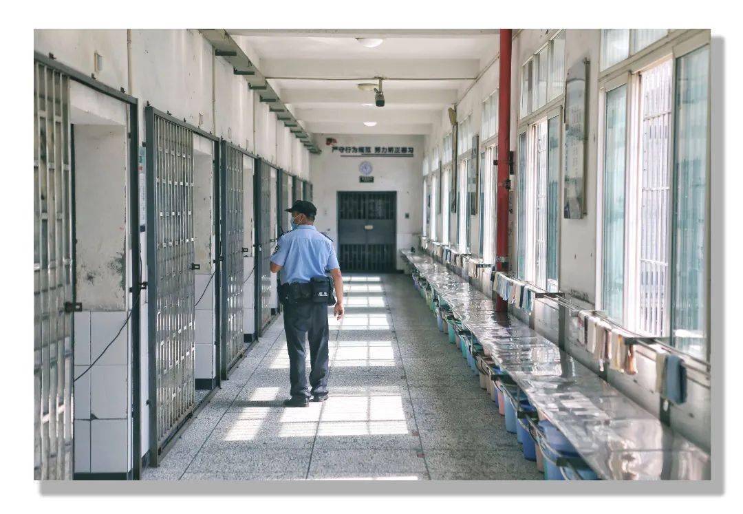 监狱人民警察们驻守在高墙内在重庆市渝西监狱直呼受不了大家在朋