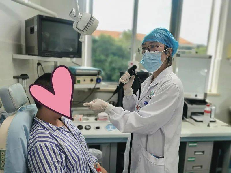 医生在为小旭进行了相关检查,孩子最终被确诊为"腺样体肥大".