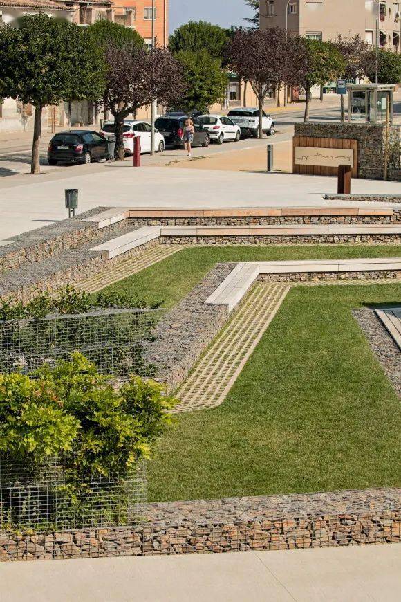 玩转景观高差百变台地让空间有趣