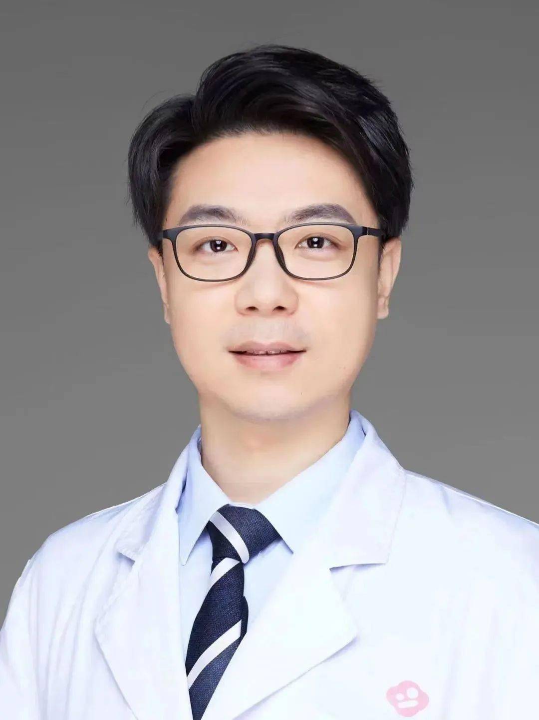 副教授主任医师产科副主任中共党员石中华出镜专家节目