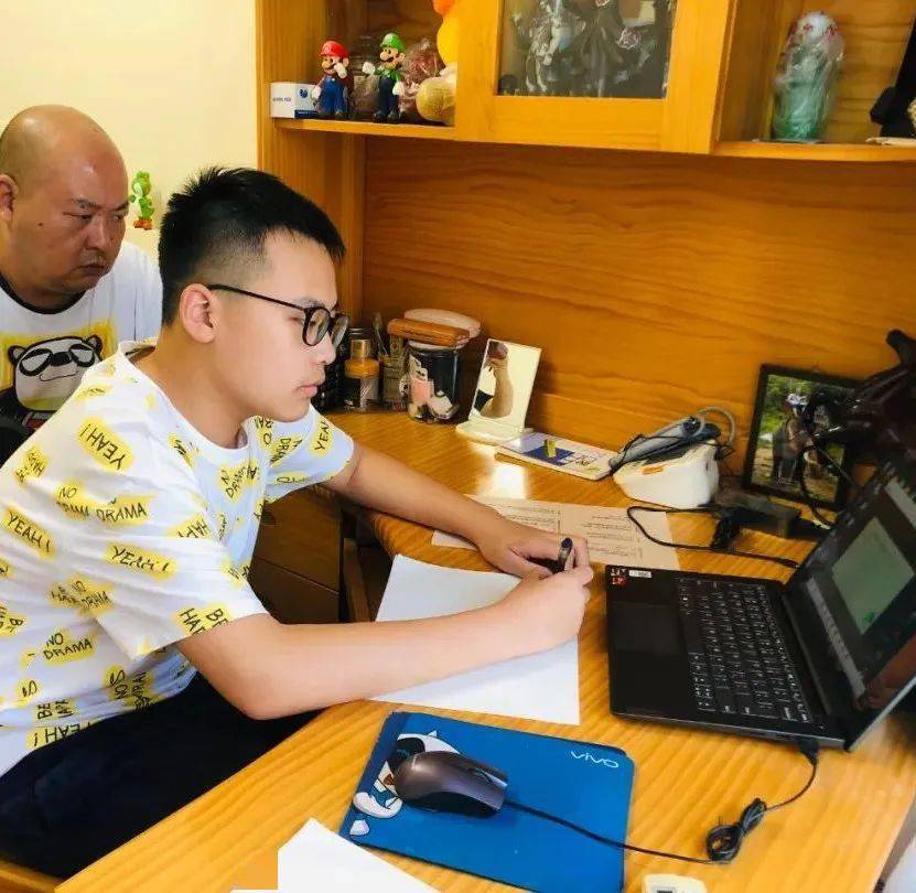 25新初三全过程‖(无比心酸的初三全过程)  第1张