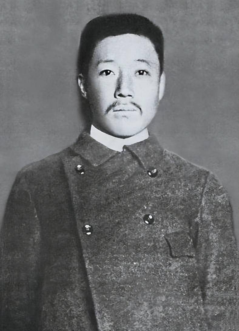 被刺杀的日本首相 | 伊藤博文:第一位被刺杀的卸任首相_安重根_哈尔滨