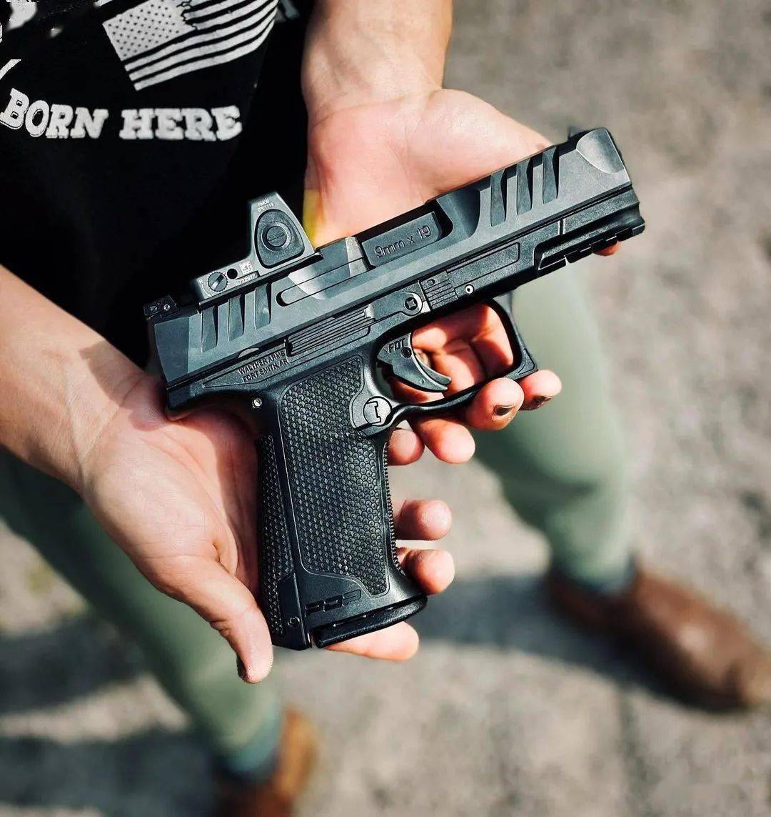 瓦尔特手枪图集严谨认真的德国人枪械美学上也一直挺厉害