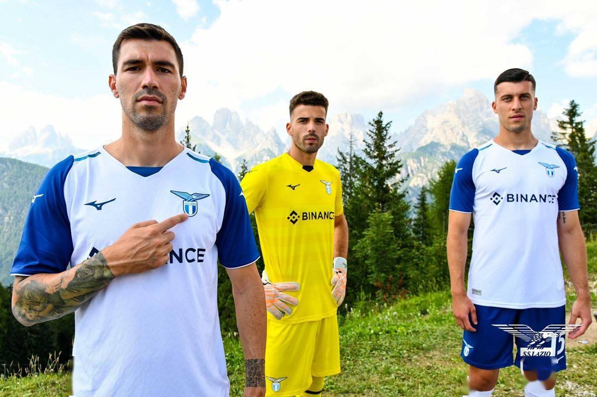 拉齐奥发布202223赛季第二客场球衣