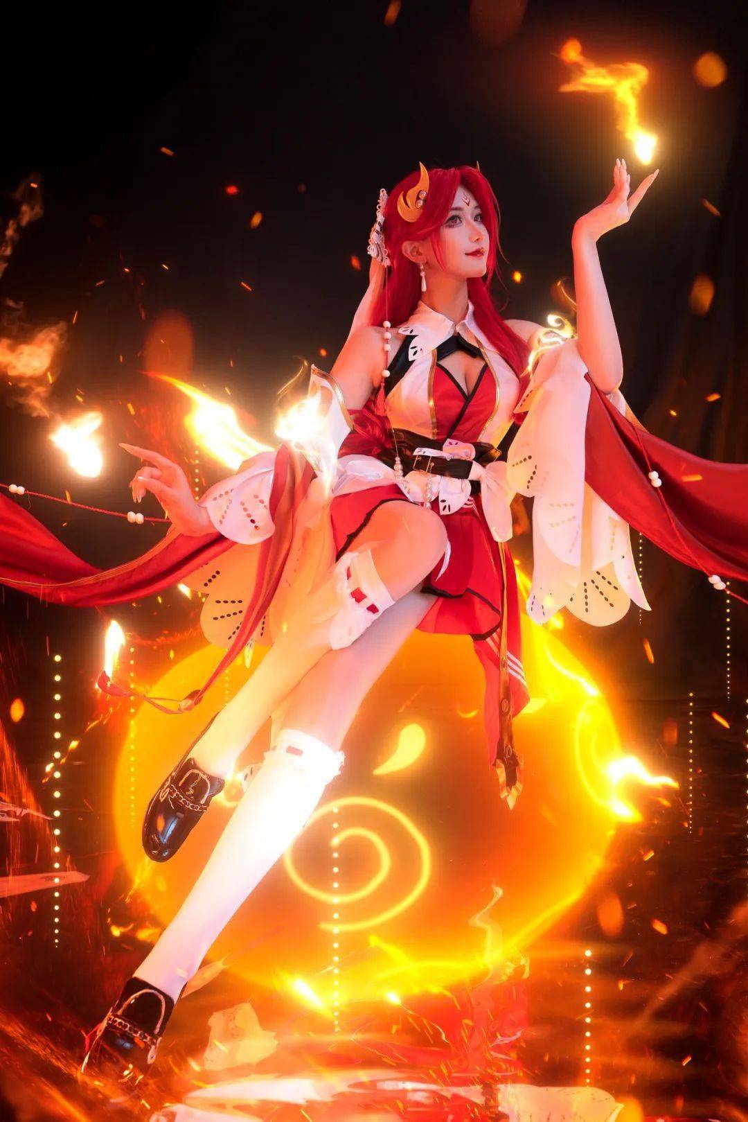 王者荣耀貂蝉唤灵魅影cosplay