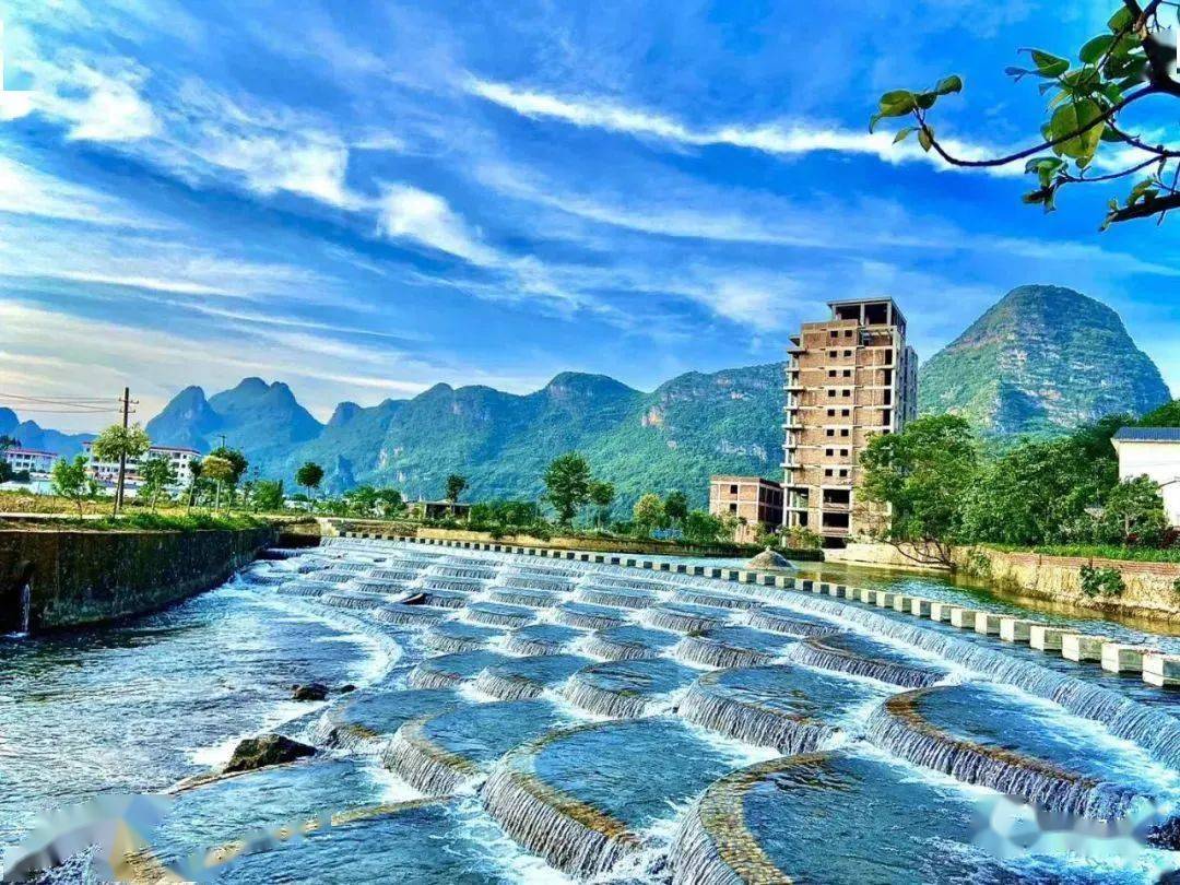 网红鱼鳞坝贺州姑婆山黄姚古镇玉石林鱼鳞坝汽车纯玩两天游480元