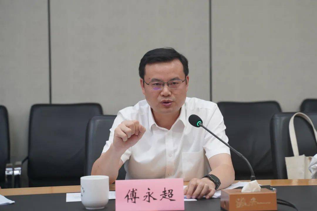 市委常委,组织部长傅永超介绍了关于宁乡人才引进等相关的政策