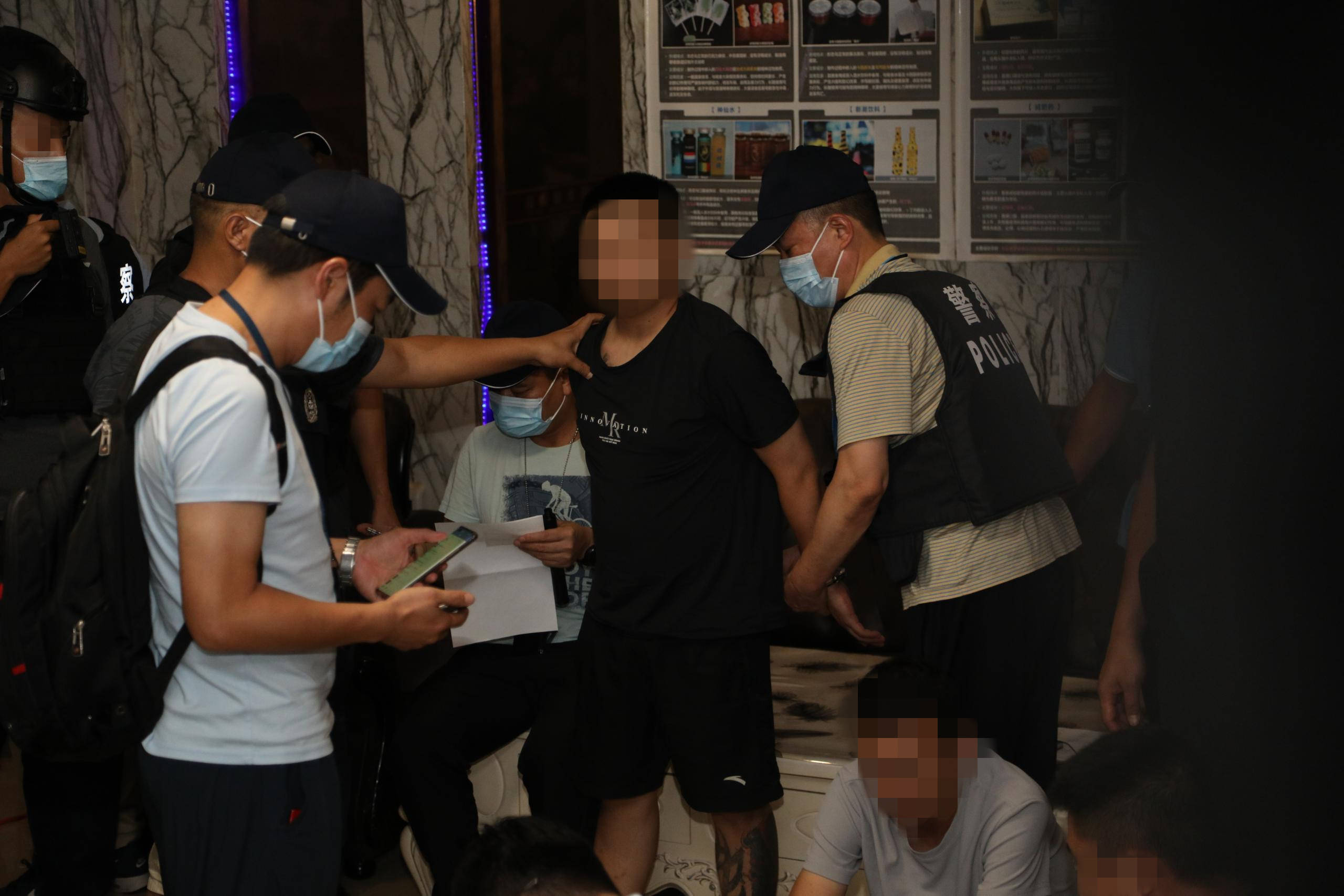 广东公安捣毁两个特大涉黑恶走私犯罪团伙_汕尾_整治_行动