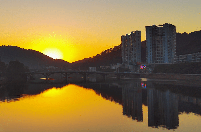 燕归巢我为家乡代言摄影作品大赛投票开始啦快来pick你心目中的最佳