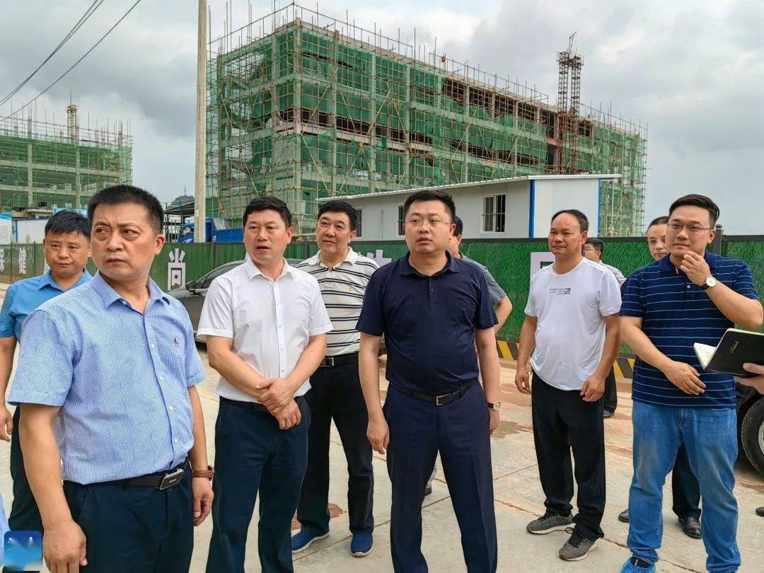 刘子恒调研通山重点项目建设进展情况_曹可贤_陈绵主_施仕寨
