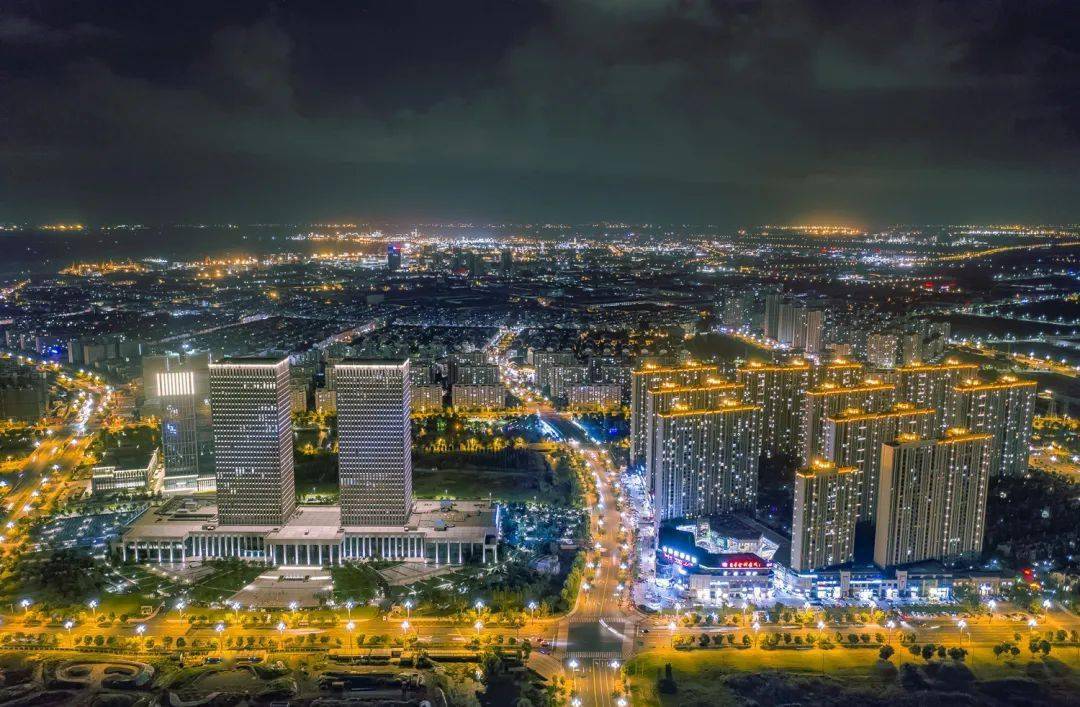 你好我是张家港保税区很高兴认识你