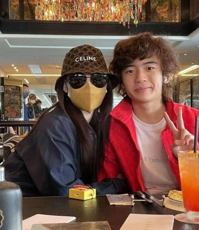 ����ӹ����գ������Ű�֥Ϊ�����������ѣ�ʵ������