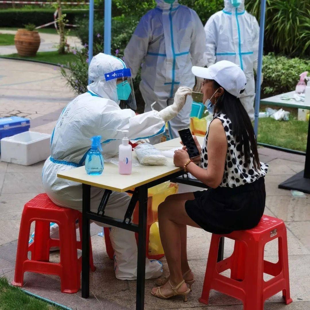 担当北医使命共筑防疫长城核酸采样队伍工作纪实