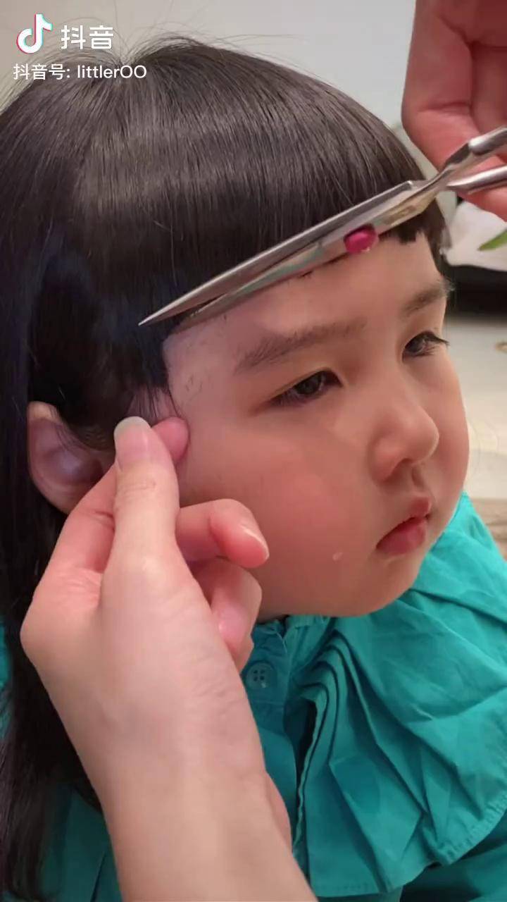 嗨bb你别妈妈是不是帮你剪的很好看漫画刘海眉型怎么选同款发型表情包