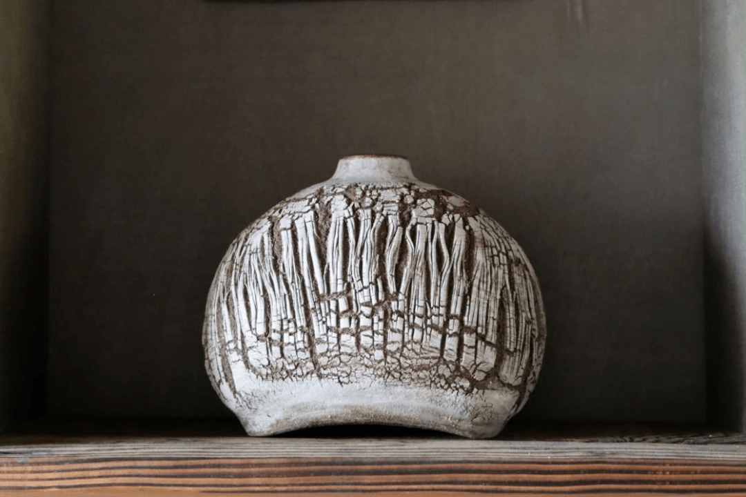 英国陶艺家patriciashone丨充满张力的器物肌理