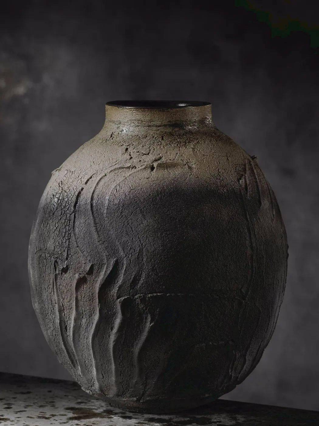 英国陶艺家patriciashone丨充满张力的器物肌理