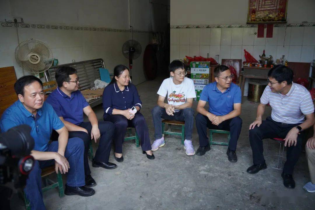 哲 /审核:覃文军责编:陆荣斌/ 编辑:黄诗敬排版 校对:韦孟驰运行维护