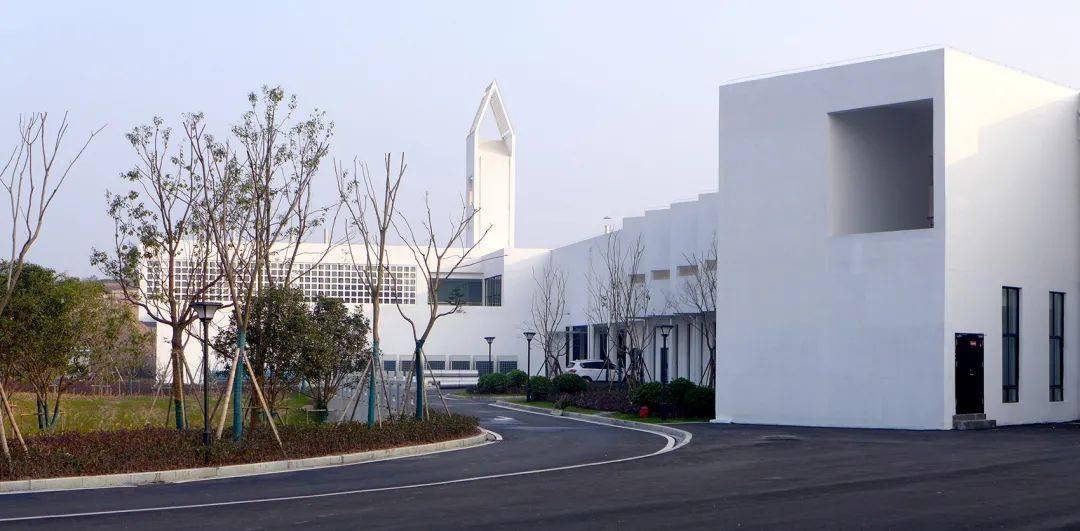 通往天堂的十里长亭 - 霍山县殡仪馆 / 合肥工业大学设计院 ( 集团 )