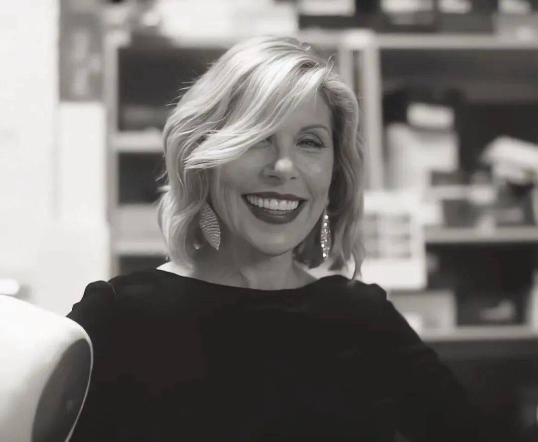 职场女性穿搭范本低调不失优雅在剧中,diane lockhart的各种优雅装束