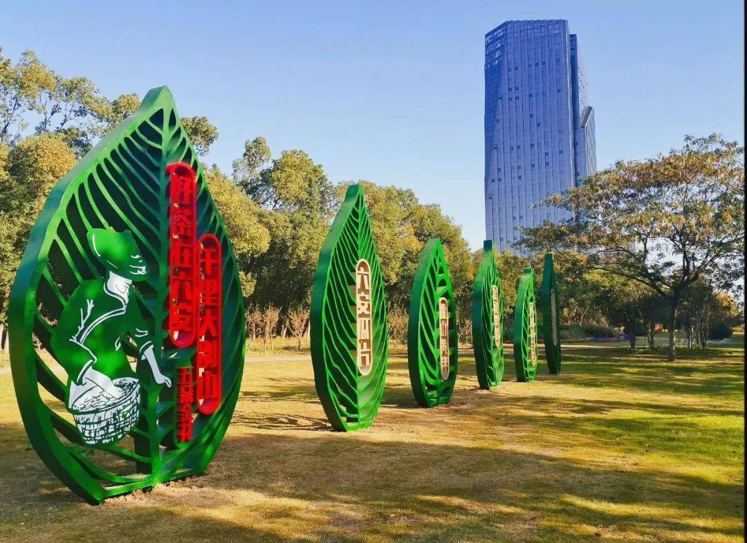 截止2021年底,全市茶园面积78.78万亩,茶叶产量3