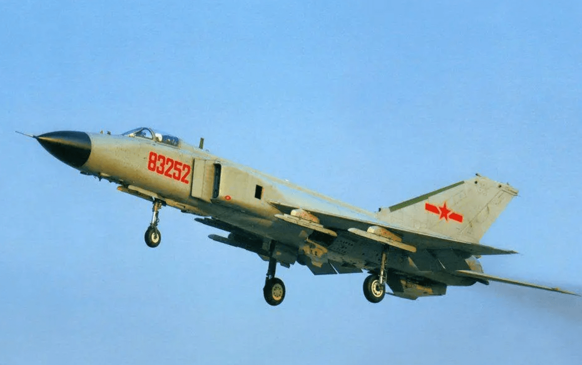 我国最先进歼7,歼8,在和平典范后被美国看个遍,最终得到什么?