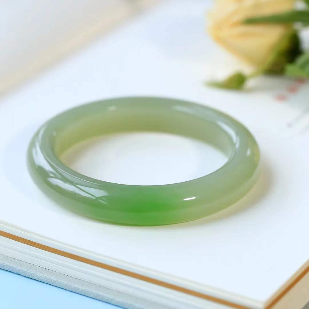 翡翠和和田玉的区别？_搜狐网