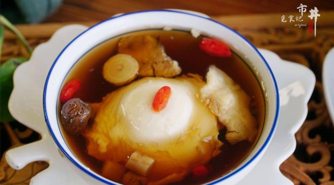 深秋时节,有条件多喝"三宝汤",提升元气,女人更适合多喝_食材_糖水