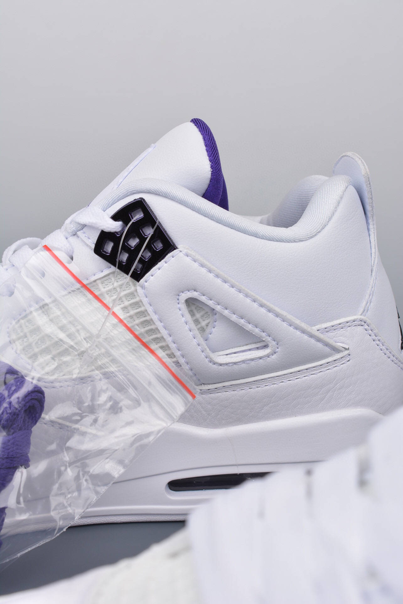 乔丹air jordan 4 court purple 金属白紫篮球鞋_白色_鞋带_水印