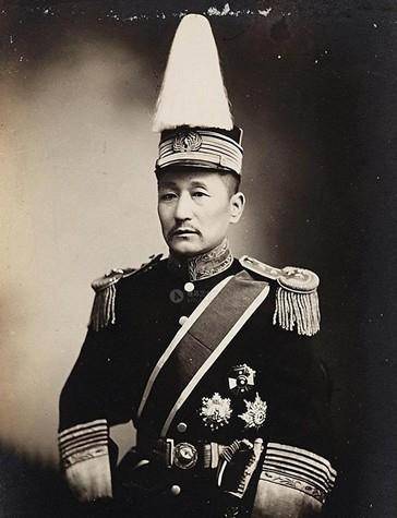 在对待姨太太的方式上,二人便高下立判_戴宪玉_周佩_北洋军阀