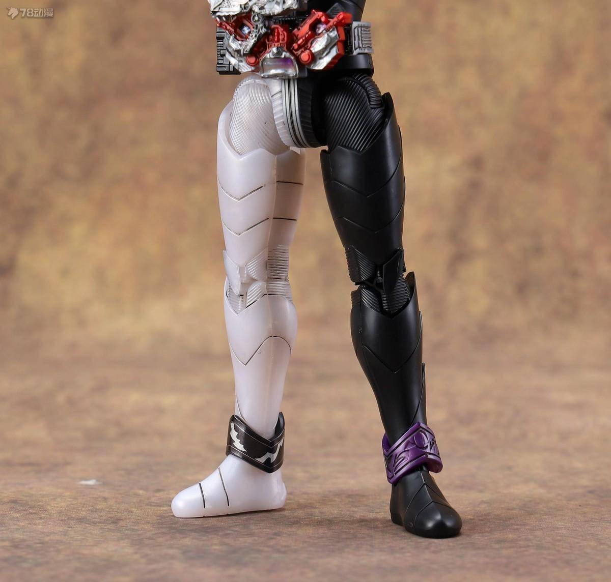 手持獠牙武装专用手,右手握持手(提醒我可以还原fang trigger?