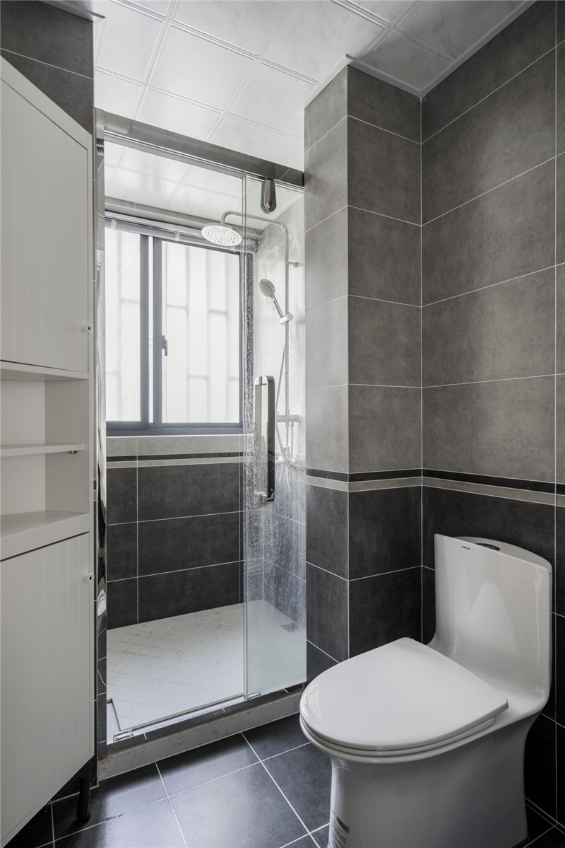 卫生间花洒背景墙怎么装修设计,花洒不在背景墙中间怎么办_空间_装潢