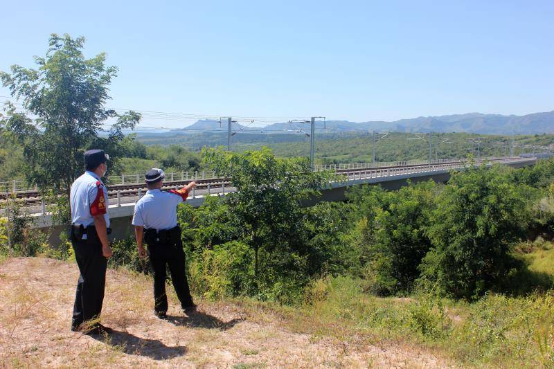 针对暑假后即将到来的开学季,平泉北站派出所将联合铁路相关单位,地方