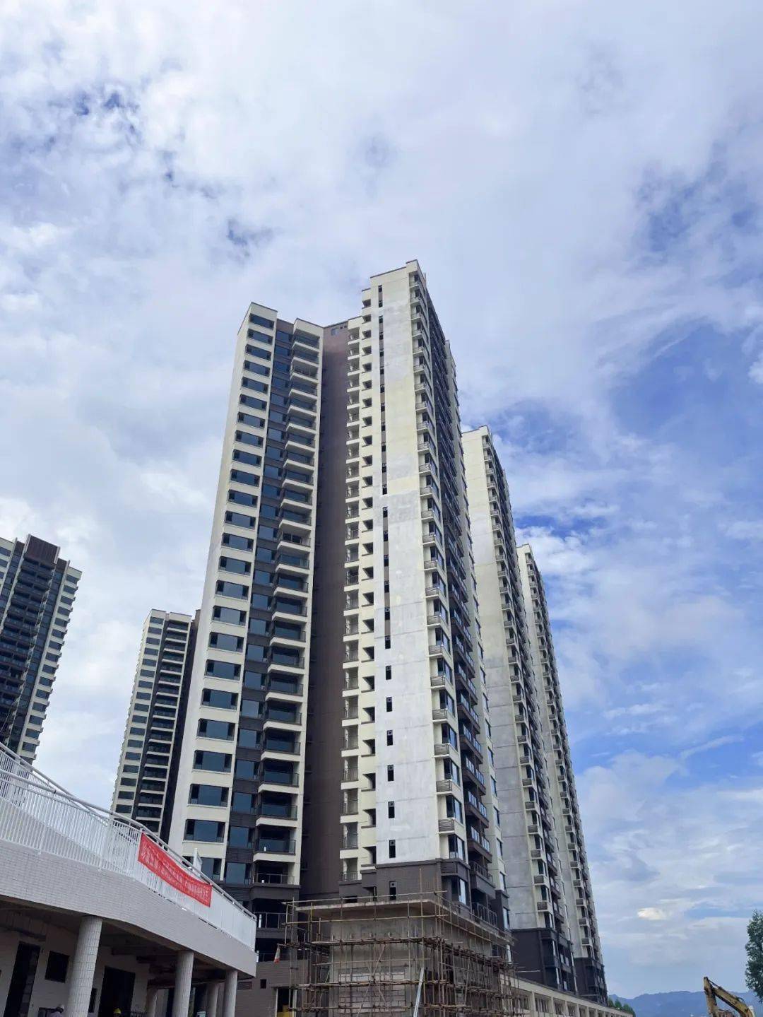 御景豪园八月家书 | 暑意渐消退 秋韵传家音_河源_外架_施工