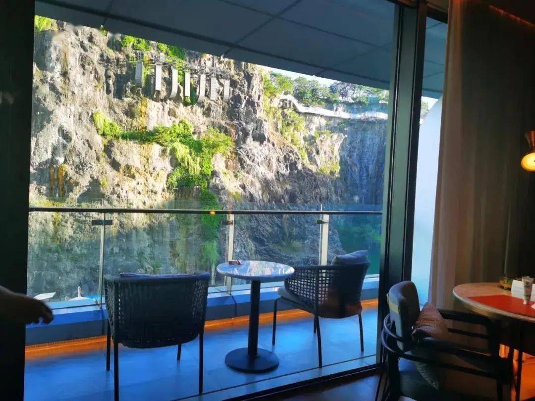 地平线下-88m·上海深坑洲际酒店,国际慢城&天空之境,双飞六天游_建筑