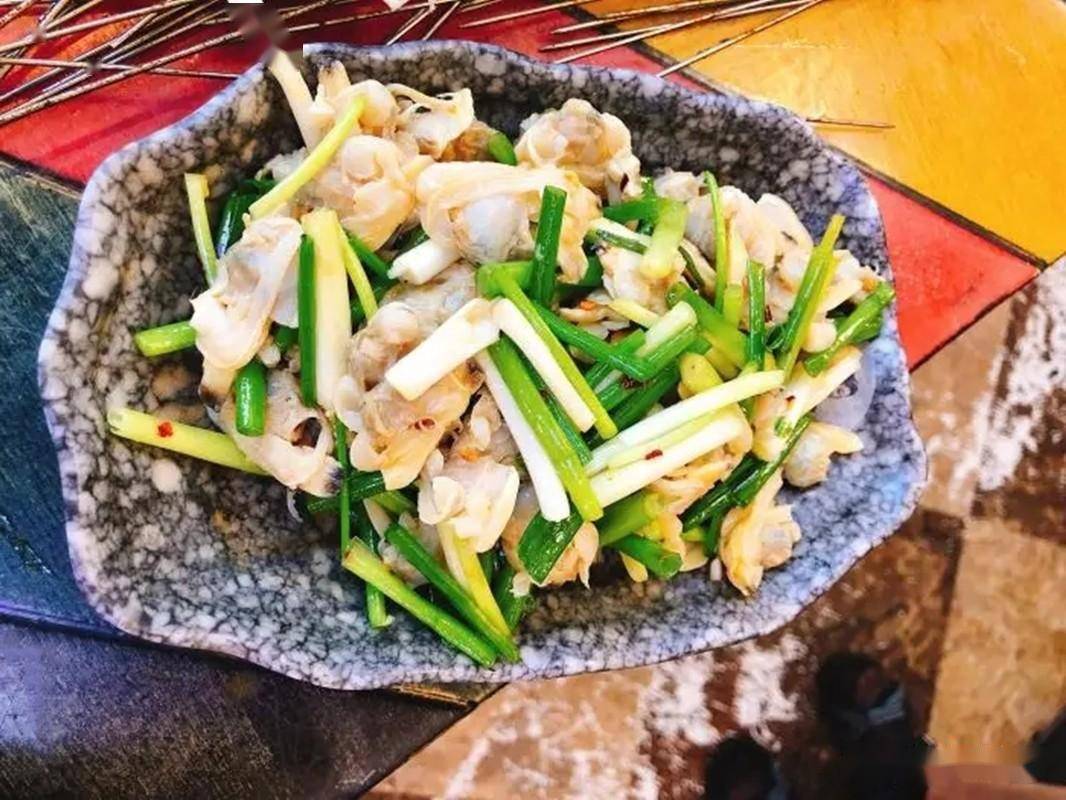 这才是"入秋第一鲜",10元2斤,不加1滴水,又鲜又嫩营养还极高_蛤蜊